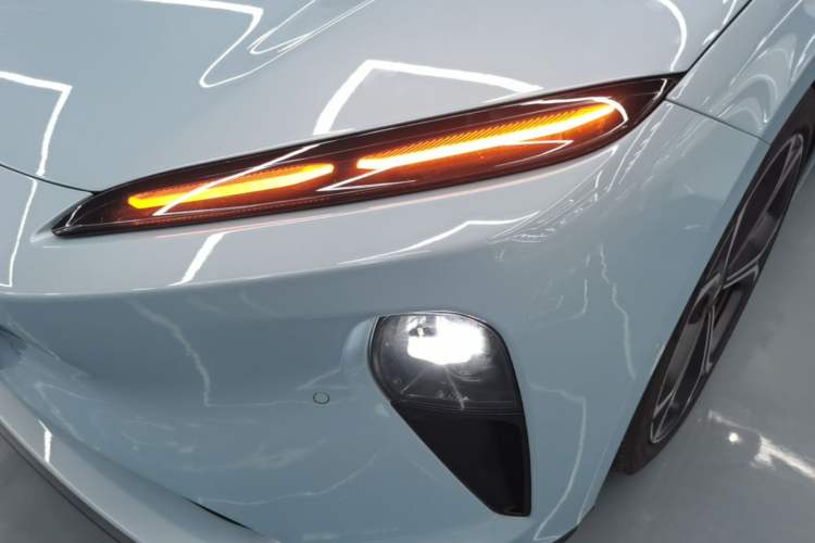 Used Nio ET5T 2024 75kWh Touring Left Front Headlight