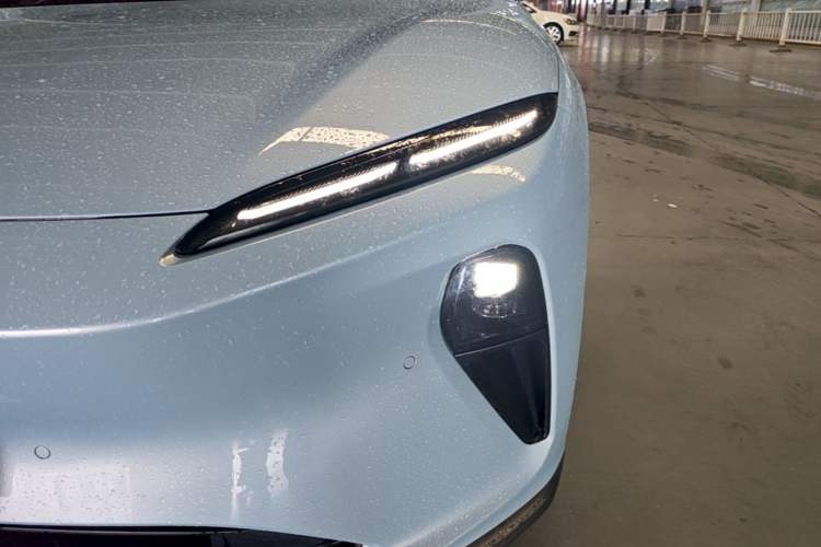 Used Nio ET5T 2024 75kWh Touring Left Front Headlight