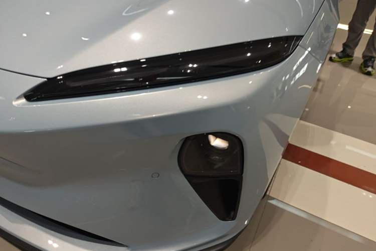 Used Nio ET5T 2024 75kWh Touring Left Front Headlight