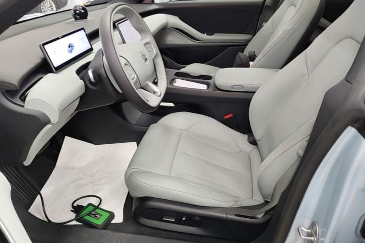 Used Nio ET5T 2024 75kWh Touring Left Front Seat