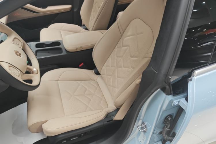 Used Nio ET5T 2024 75kWh Touring Left Front Seat