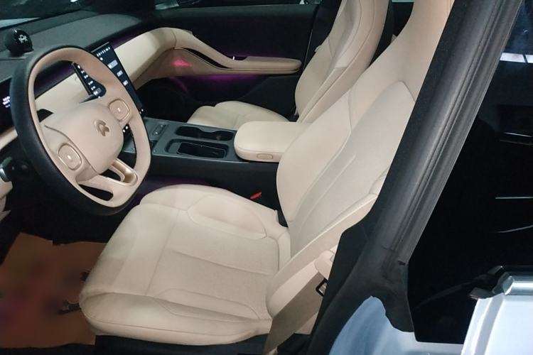Used Nio ET5T 2024 75kWh Touring Left Front Seat
