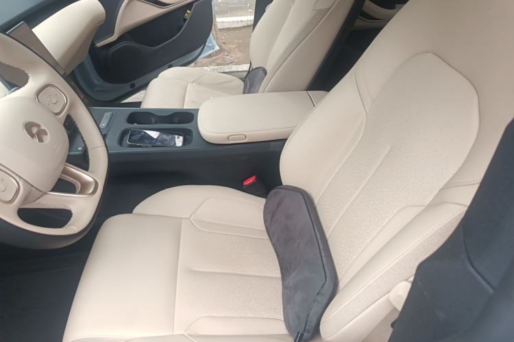 Used Nio ET5T 2024 75kWh Touring Left Front Seat