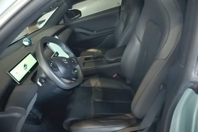 Used Nio ET5T 2024 75kWh Touring Left Front Seat