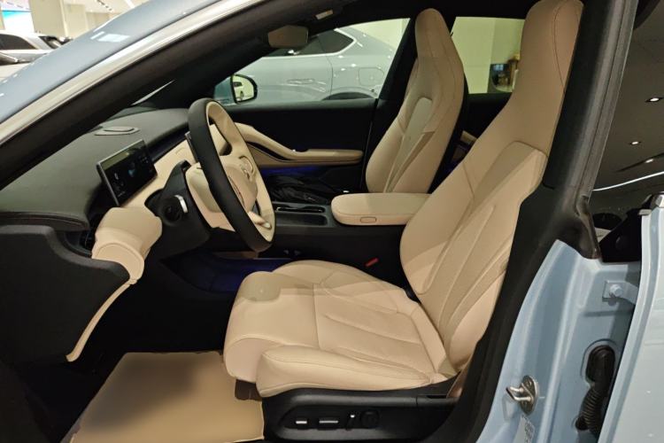 Used Nio ET5T 2024 75kWh Touring Left Front Seat