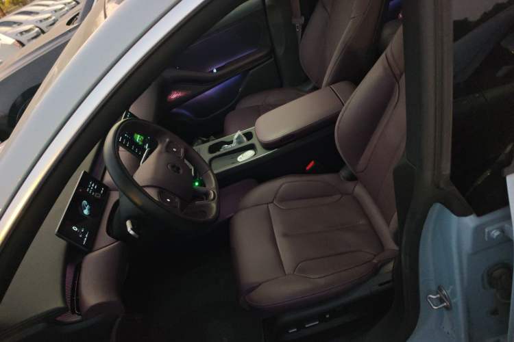 Used Nio ET5T 2024 75kWh Touring Left Front Seat