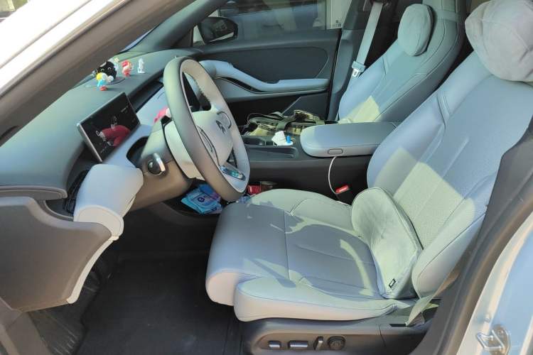 Used Nio ET5T 2024 75kWh Touring Left Front Seat
