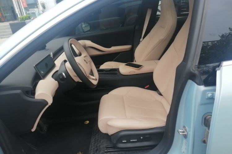 Used Nio ET5T 2024 75kWh Touring Left Front Seat