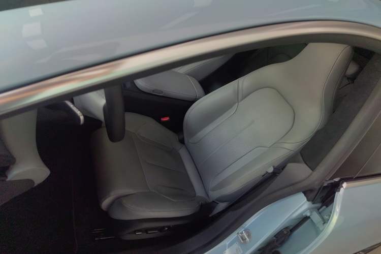 Used Nio ET5T 2024 75kWh Touring Left Front Seat