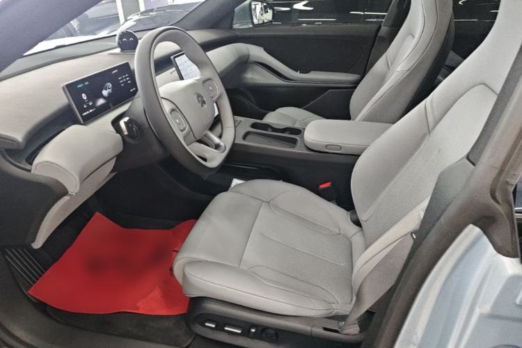 Used Nio ET5T 2024 75kWh Touring Left Front Seat