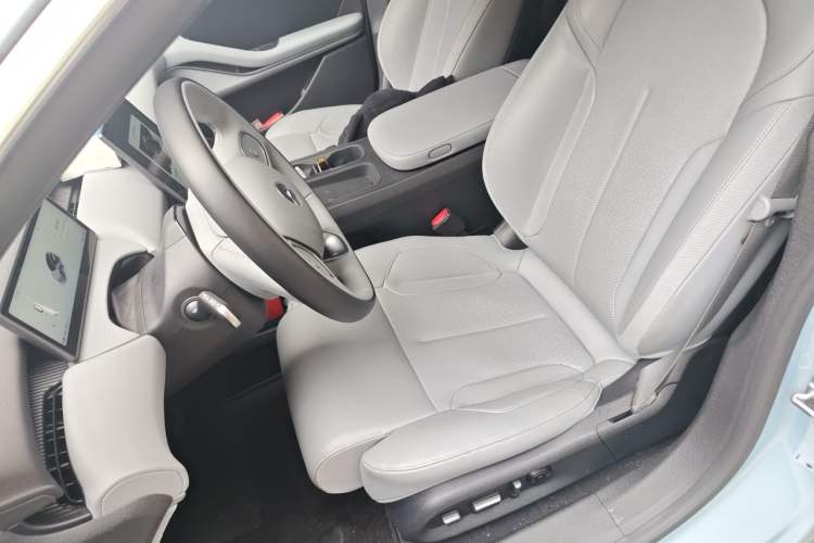 Used Nio ET5T 2024 75kWh Touring Left Front Seat