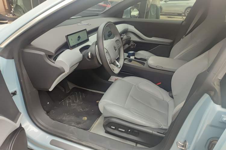 Used Nio ET5T 2024 75kWh Touring Left Front Seat