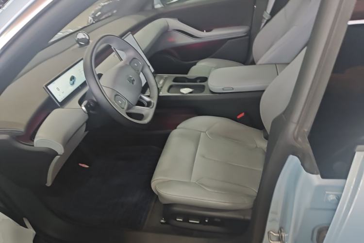 Used Nio ET5T 2024 75kWh Touring Left Front Seat