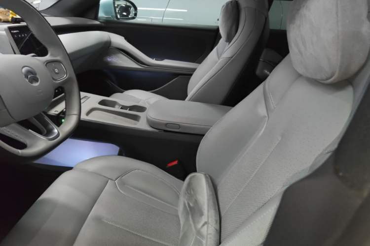 Used Nio ET5T 2024 75kWh Touring Left Front Seat
