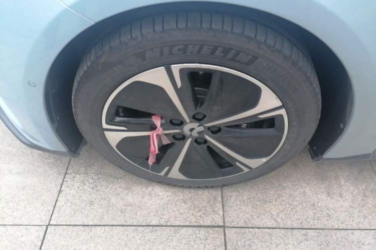 Used Nio ET5T 2024 75kWh Touring Left Front Wheel Hub