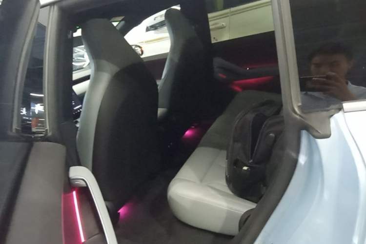 Used Nio ET5T 2024 75kWh Touring Left Rear Seat