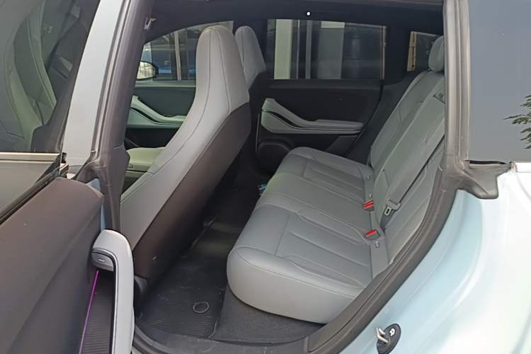 Used Nio ET5T 2024 75kWh Touring Left Rear Seat