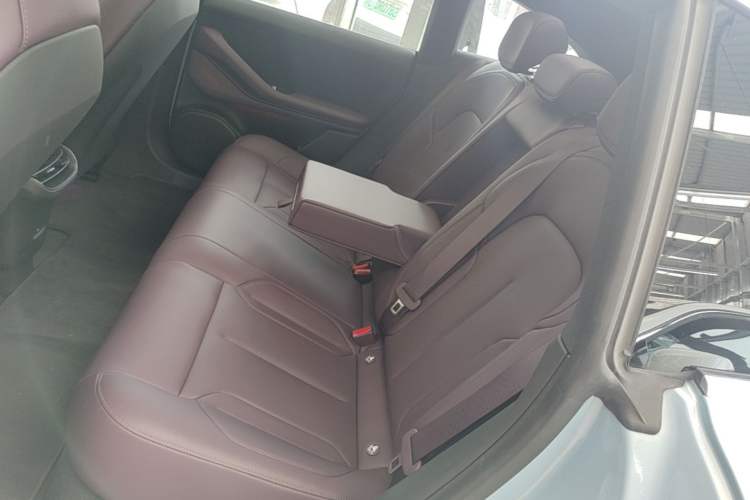 Used Nio ET5T 2024 75kWh Touring Left Rear Seat