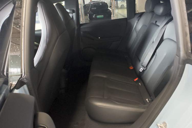Used Nio ET5T 2024 75kWh Touring Left Rear Seat