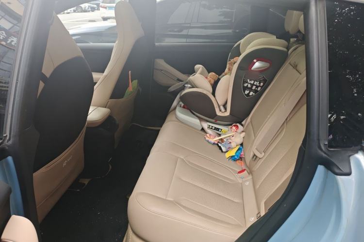 Used Nio ET5T 2024 75kWh Touring Left Rear Seat