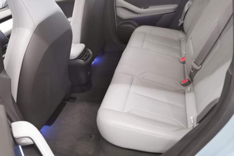 Used Nio ET5T 2024 75kWh Touring Left Rear Seat