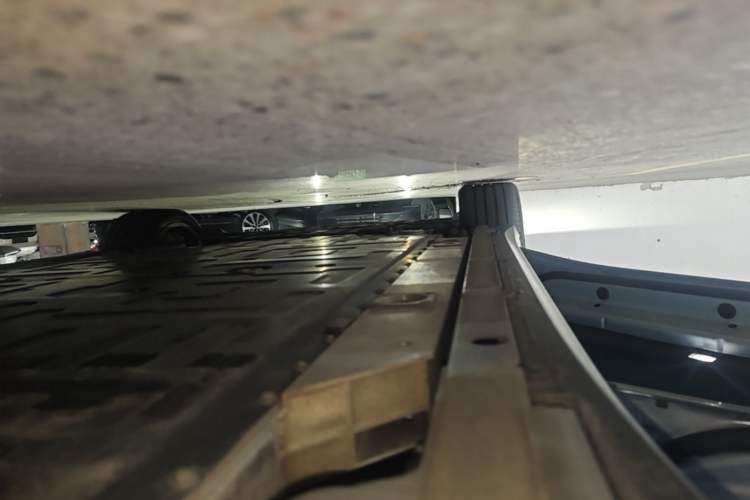Used Nio ET5T 2024 75kWh Touring Left Side Sill