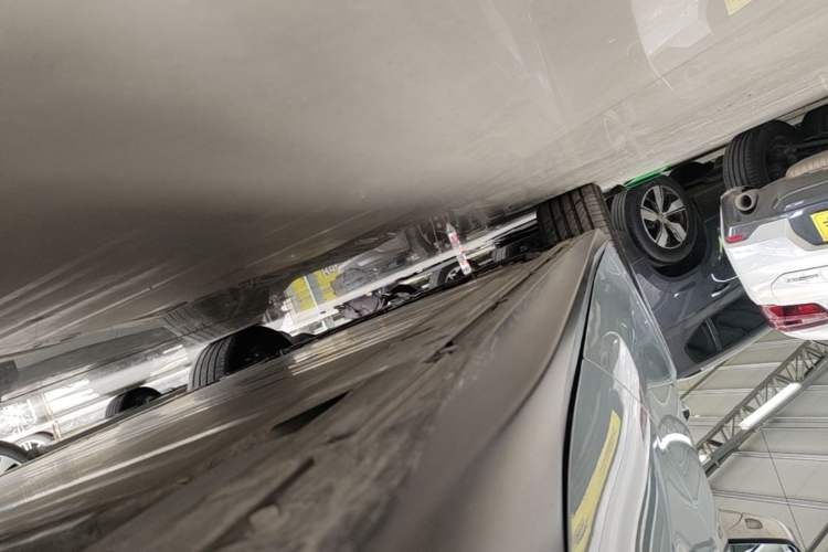 Used Nio ET5T 2024 75kWh Touring Left Side Sill