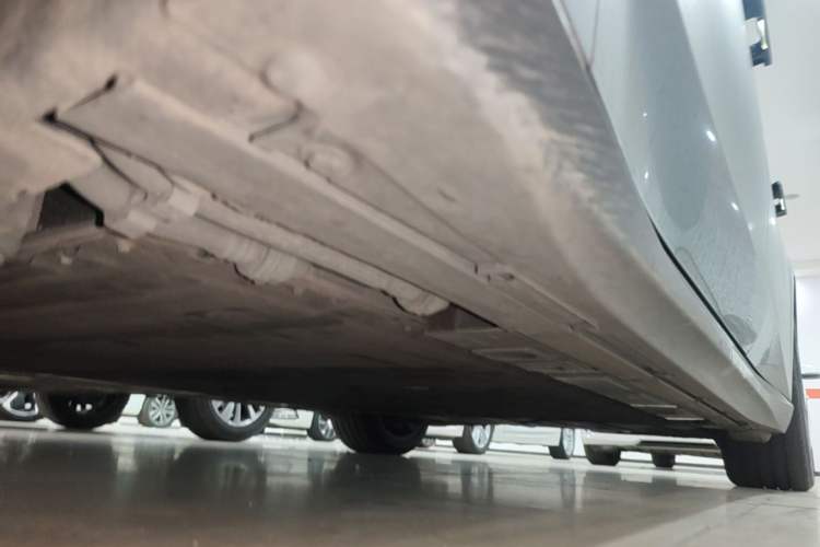 Used Nio ET5T 2024 75kWh Touring Left Side Sill