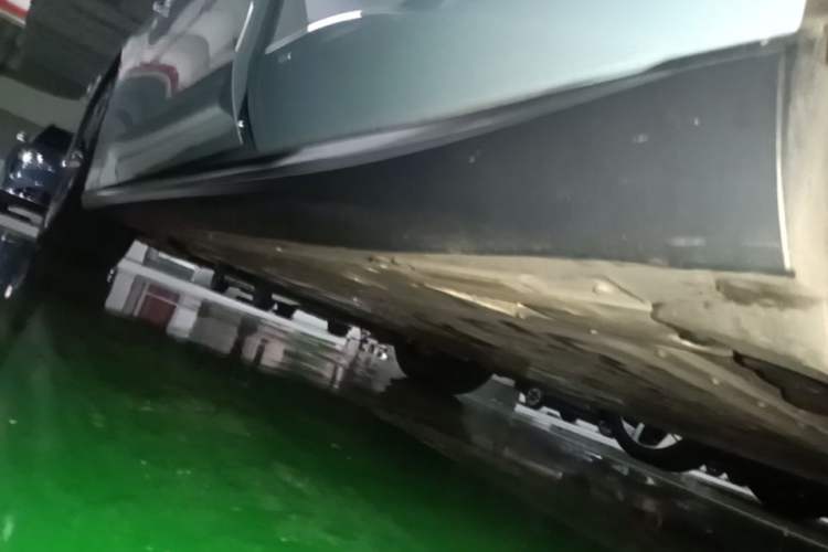 Used Nio ET5T 2024 75kWh Touring Left Side Sill