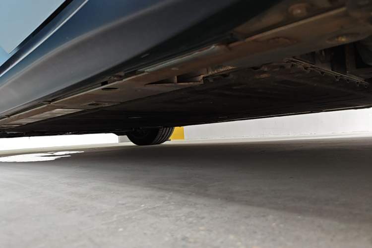 Used Nio ET5T 2024 75kWh Touring Left Side Sill