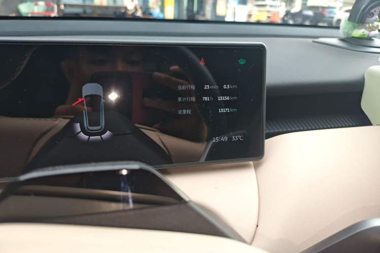 Used Nio ET5T 2024 75kWh Touring Odometer Close Up