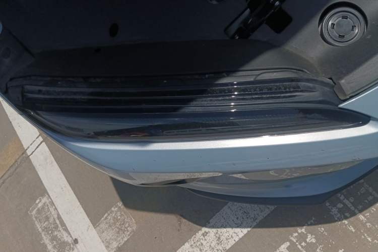 Used Nio ET5T 2024 75kWh Touring Right Front Headlight