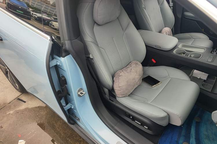 Used Nio ET5T 2024 75kWh Touring Right Front Seat