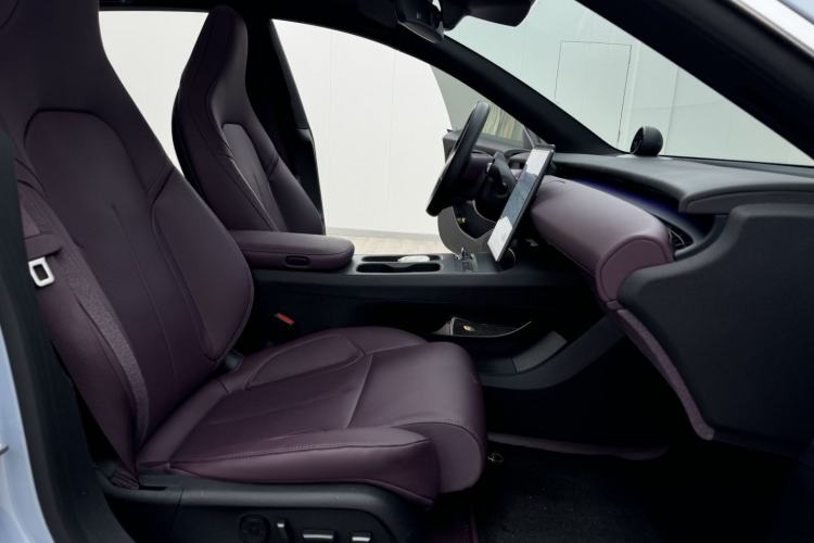 Used Nio ET5T 2024 75kWh Touring Right Front Seat