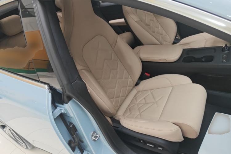 Used Nio ET5T 2024 75kWh Touring Right Front Seat