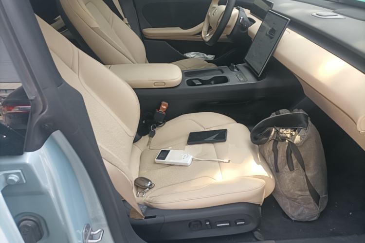 Used Nio ET5T 2024 75kWh Touring Right Front Seat