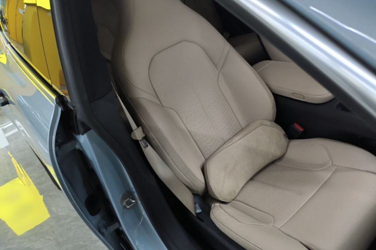 Used Nio ET5T 2024 75kWh Touring Right Front Seat
