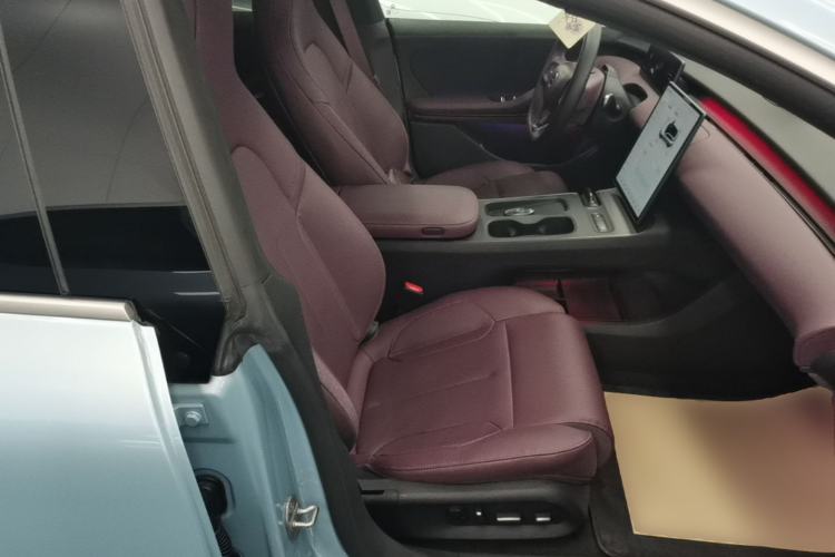 Used Nio ET5T 2024 75kWh Touring Right Front Seat