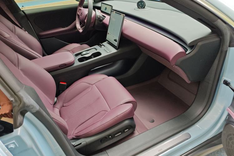 Used Nio ET5T 2024 75kWh Touring Right Front Seat