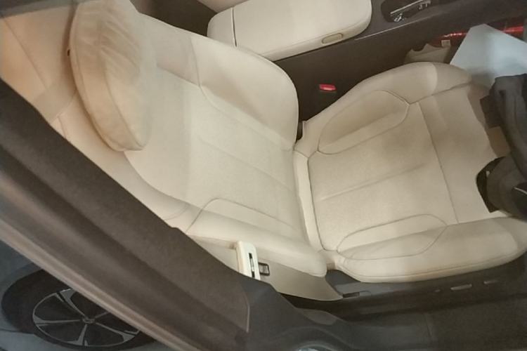 Used Nio ET5T 2024 75kWh Touring Right Front Seat
