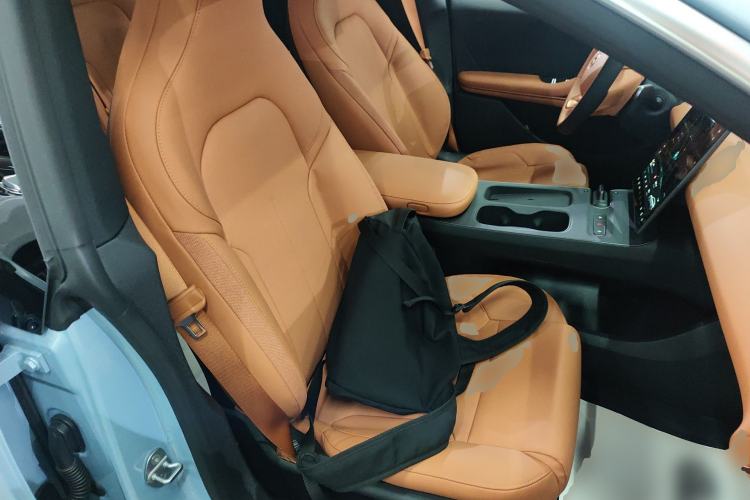 Used Nio ET5T 2024 75kWh Touring Right Front Seat