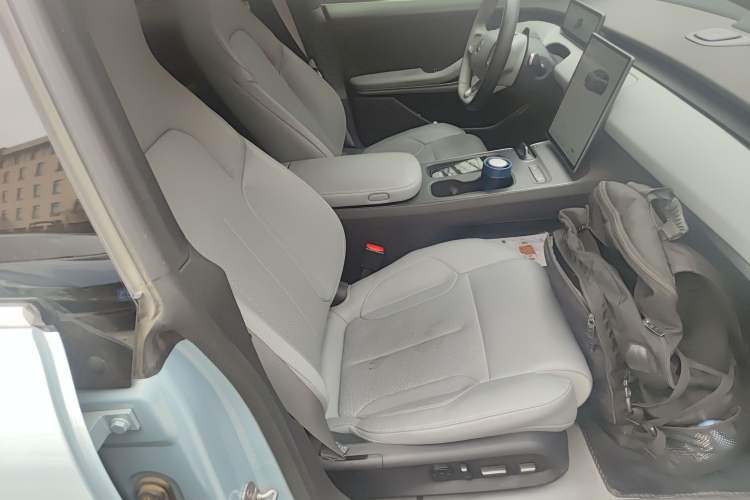 Used Nio ET5T 2024 75kWh Touring Right Front Seat