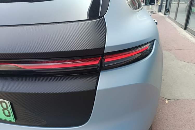 Used Nio ET5T 2024 75kWh Touring Right Rear Taillight