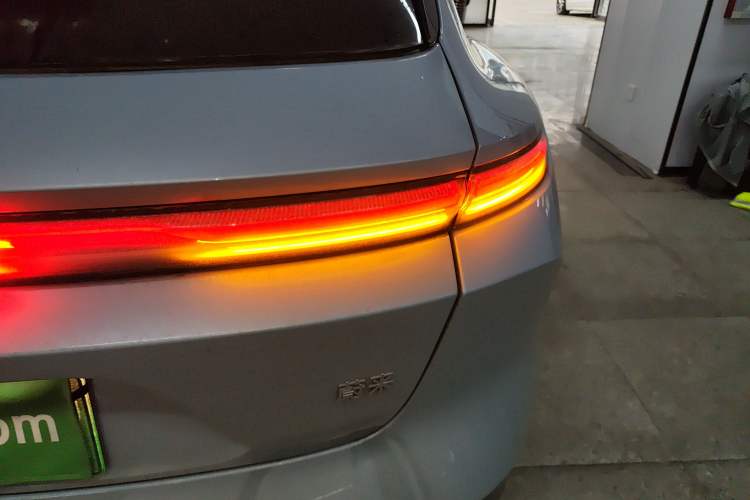 Used Nio ET5T 2024 75kWh Touring Right Rear Taillight