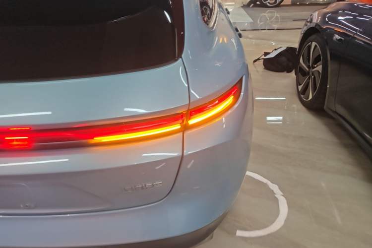 Used Nio ET5T 2024 75kWh Touring Right Rear Taillight