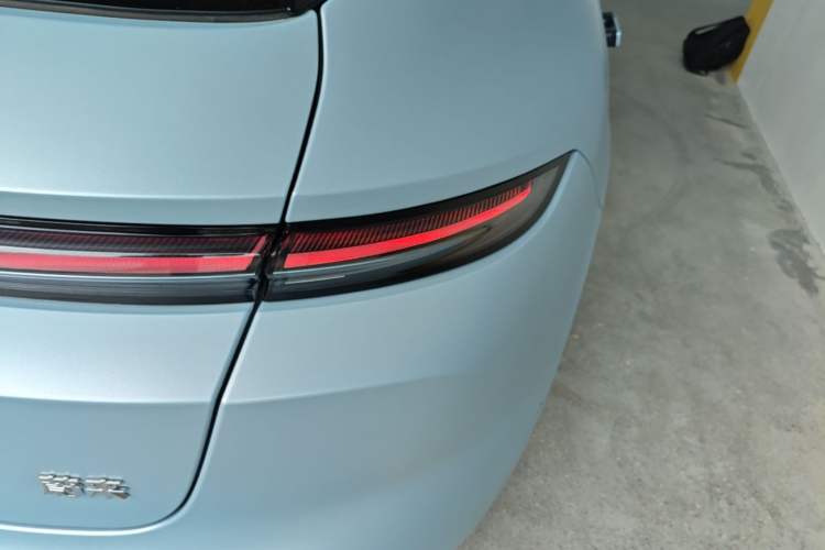 Used Nio ET5T 2024 75kWh Touring Right Rear Taillight