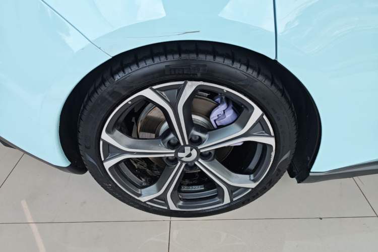 Used Nio ET5T 2024 75kWh Touring Right Rear Wheel Hub