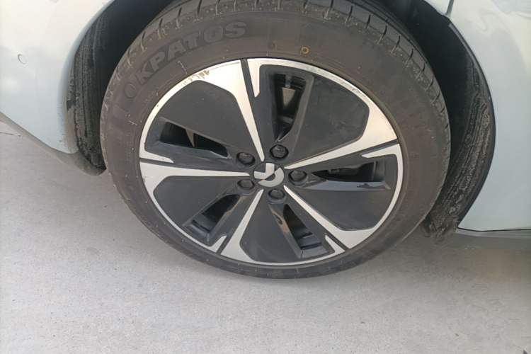 Used Nio ET5T 2024 75kWh Touring Right Rear Wheel Hub