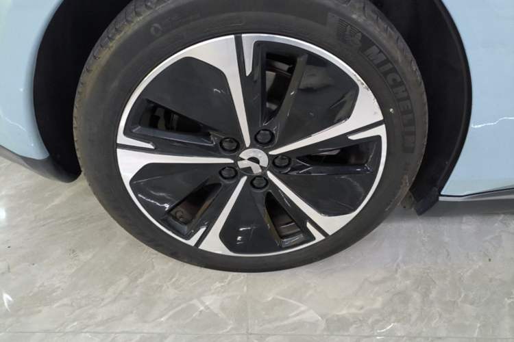Used Nio ET5T 2024 75kWh Touring Right Rear Wheel Hub