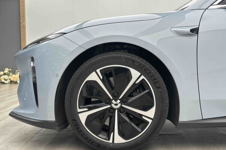 Used Nio ET5T 2024 75kWh Touring Right Rear Wheel Hub